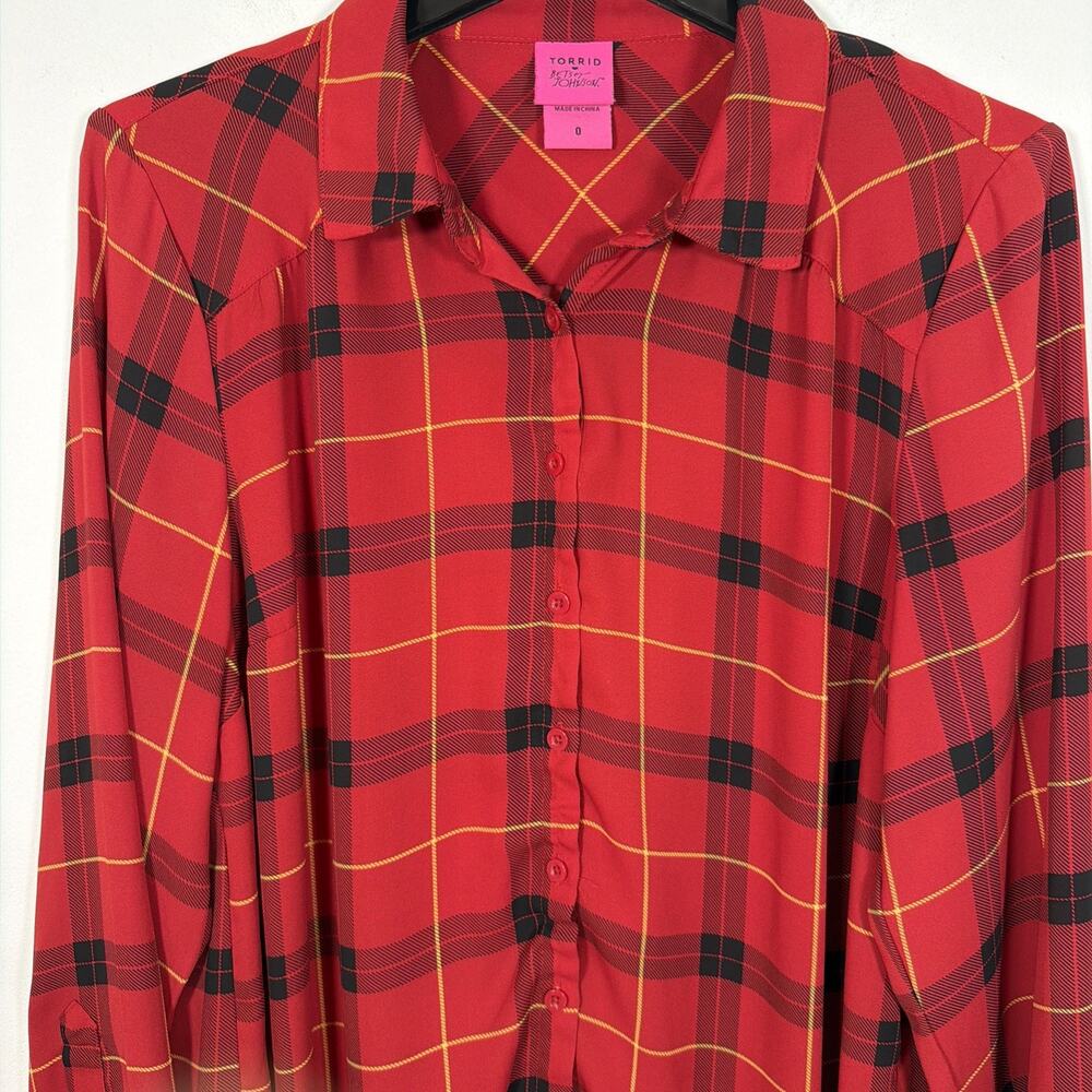 Torrid x‎ Betsy Johnson Red Plaid Button Down Top Shirt Size 0 Large Holiday - Picture 6 of 9